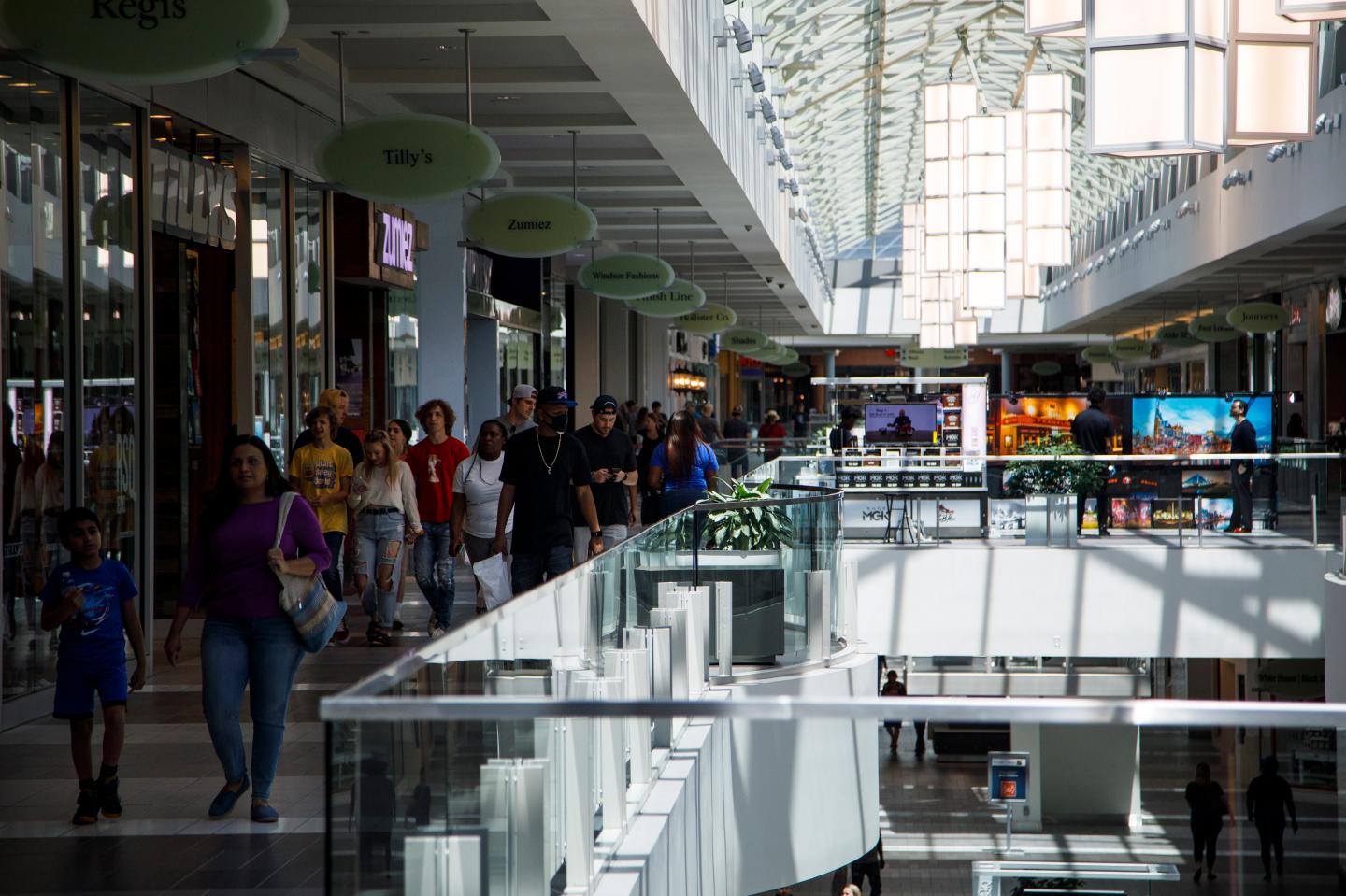 The shopping mall apocalypse continues as two large operators file for bankruptcy