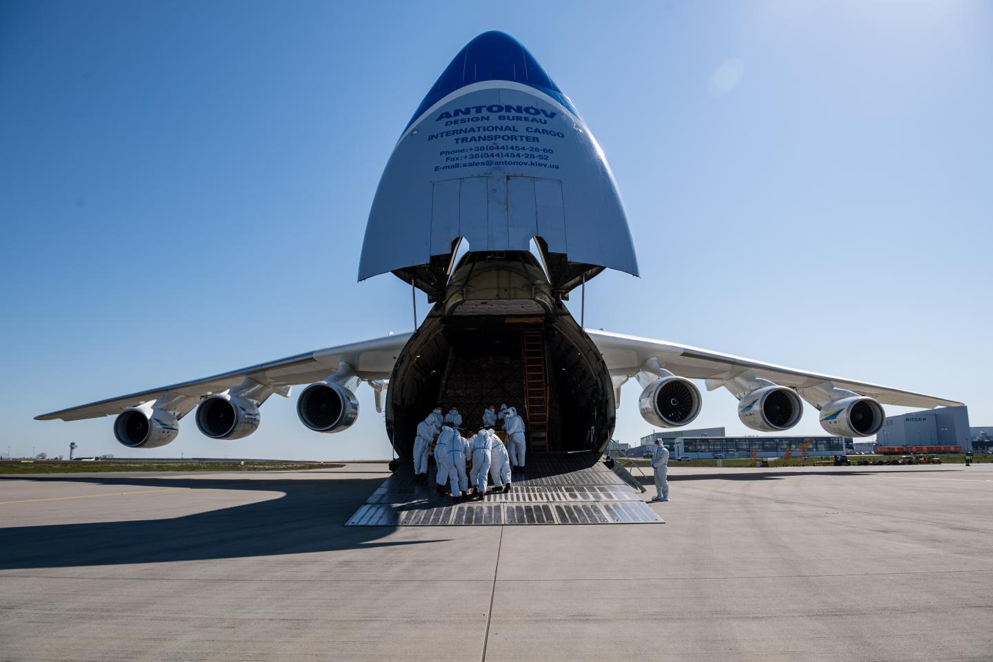 Airlines are facing ‘mission of the century’ in shipping COVID vaccines