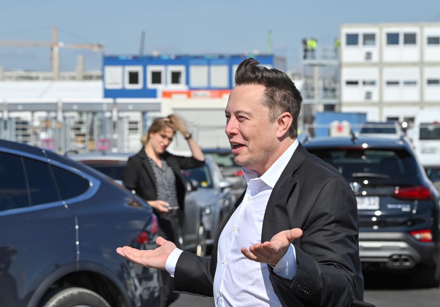Elon Musk is now the world’s second-richest person, passing Bill Gates