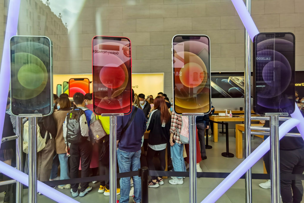 Apple iPhone12 On Sale