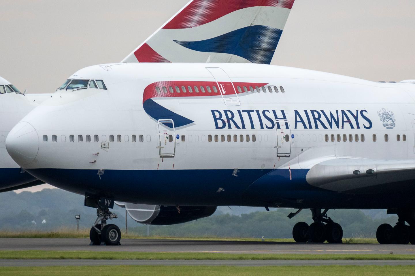 Resurgent airlines, energy and bank stocks lead the way as the vaccine rally intensifies