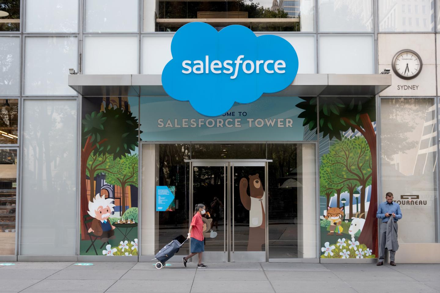 Why Salesforce wants to slurp up Slack