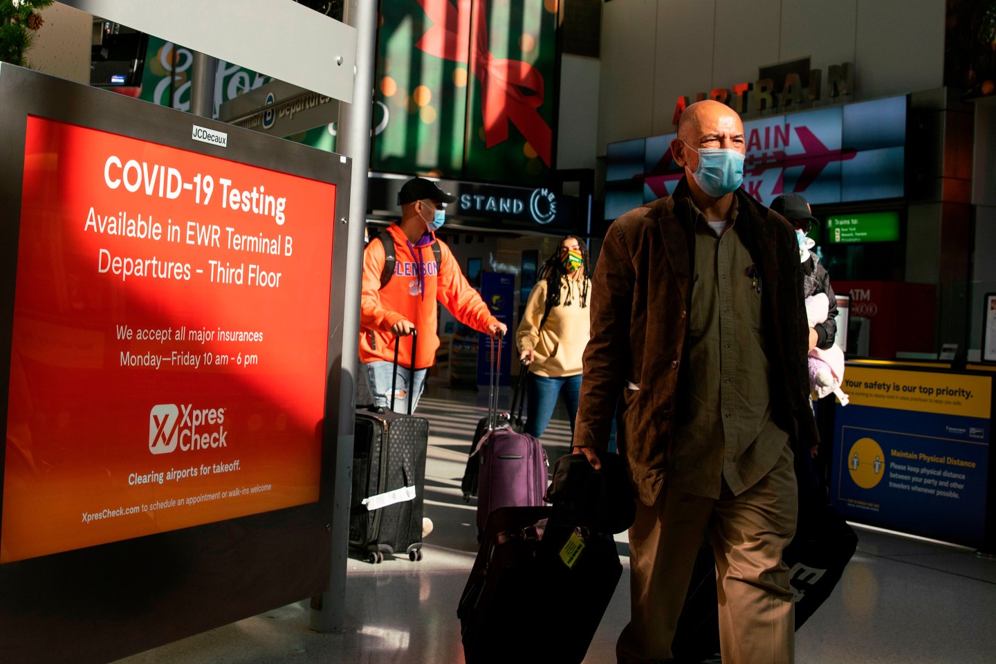 HOLIDAY-TRAVEL-COVID19