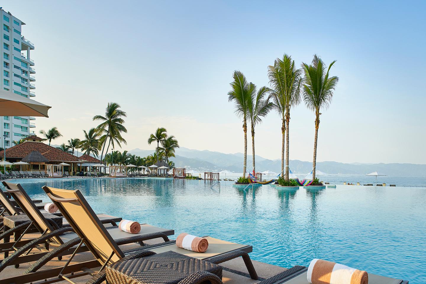 What you should consider before working remotely from a vacation destination