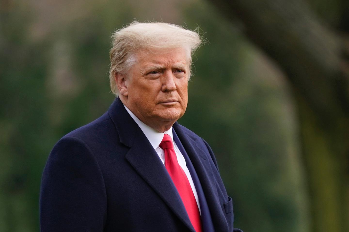 Trump signs COVID relief bill, averts government shutdown