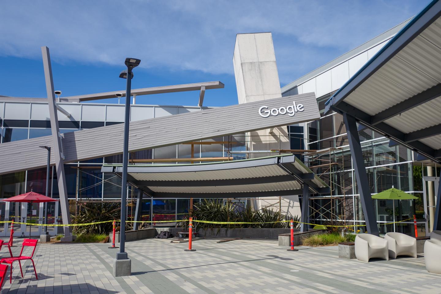 google headquarters in silicon valley
