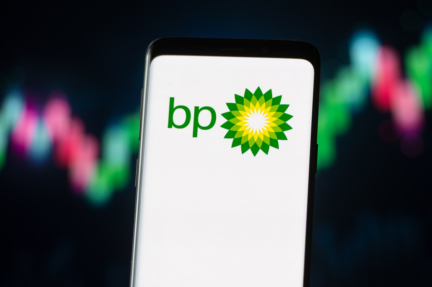 POLAND &#8211; 2020/11/04: In this photo illustration a British Petroleum BP logo seen displayed on a smartphone. (Photo Illustration by Mateusz Slodkowski/SOPA Images/LightRocket via Getty Images)