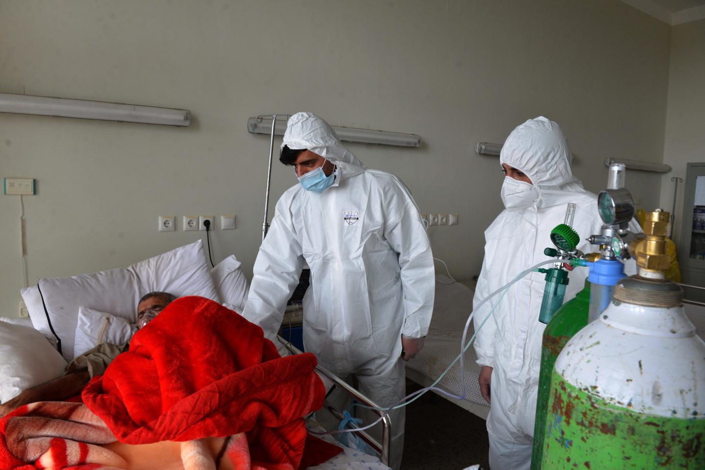 Afghan doctor covid patient