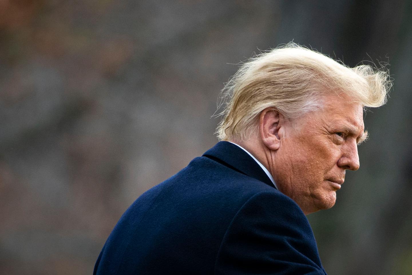 Trump and other top officials to receive COVID-19 vaccine within days
