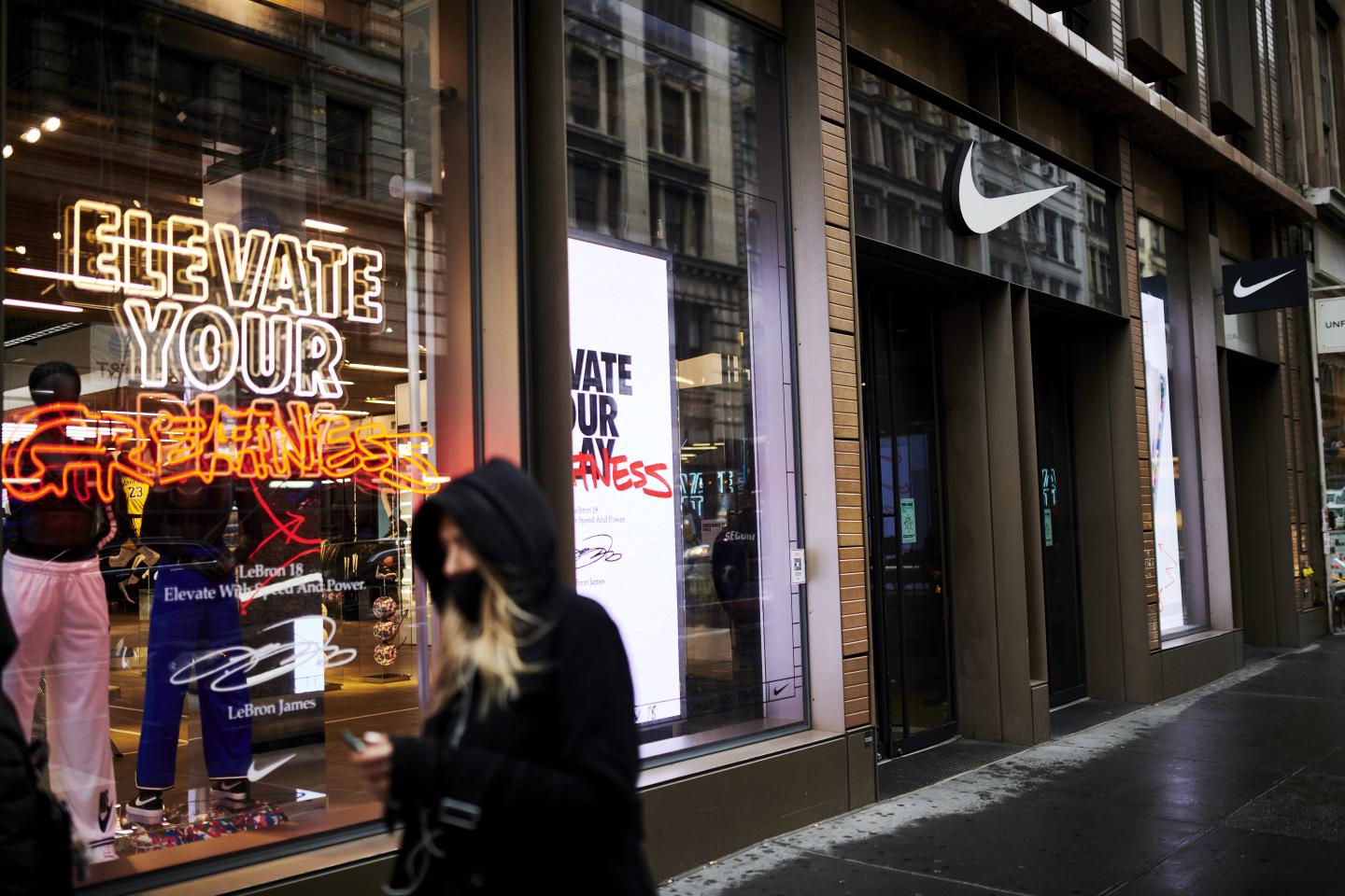 Nike stock hits an all-time high as e-commerce powers through the pandemic