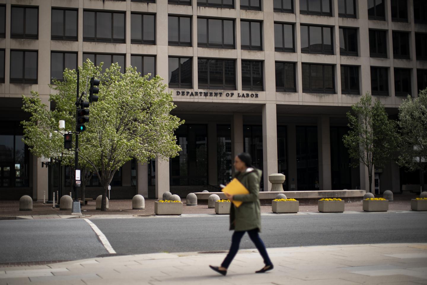 Of all the jobs the U.S. workforce lost in December, 100% belonged to women