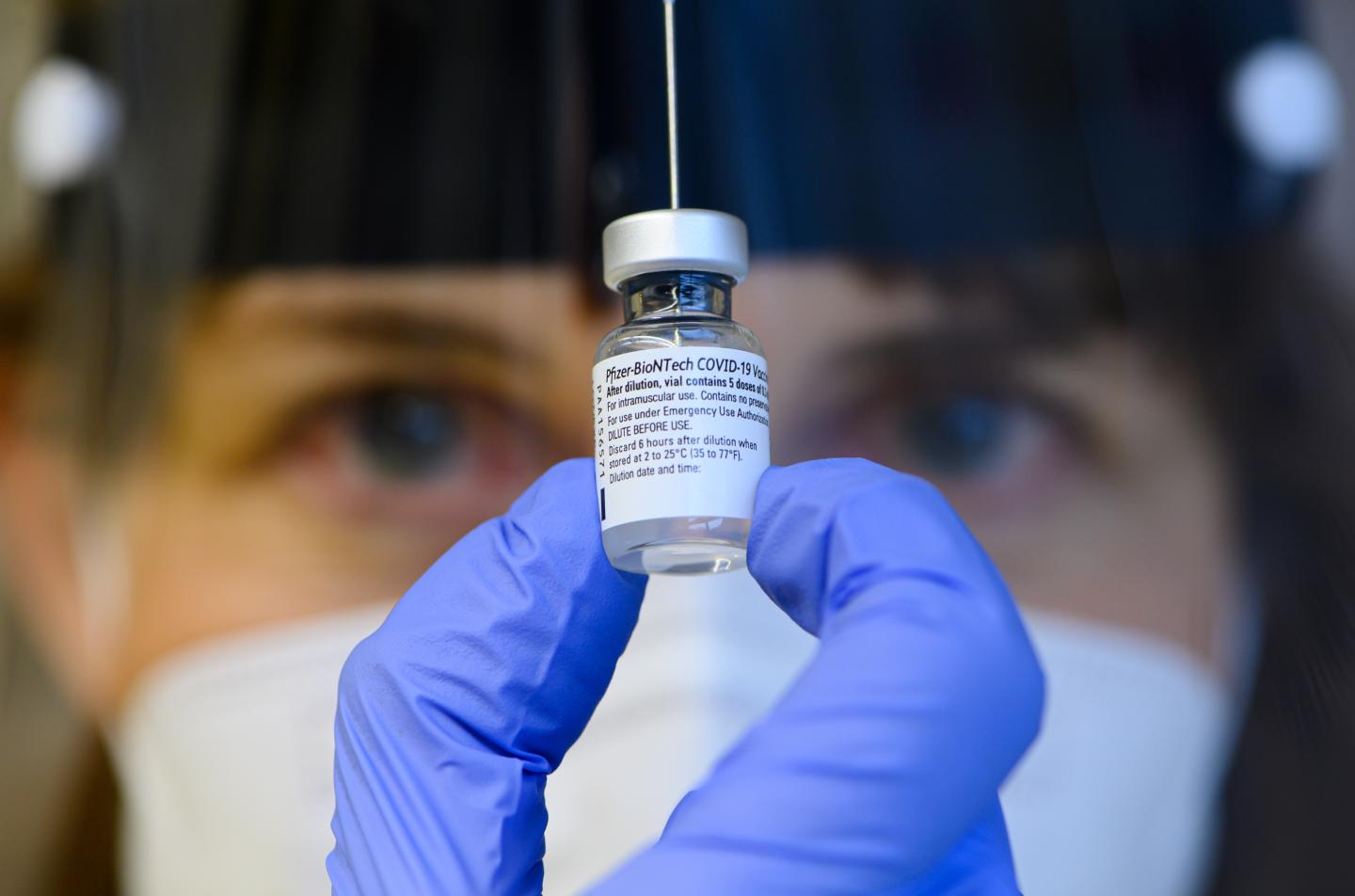 EU seeks an additional 300 million Pfizer-BioNTech vaccine doses