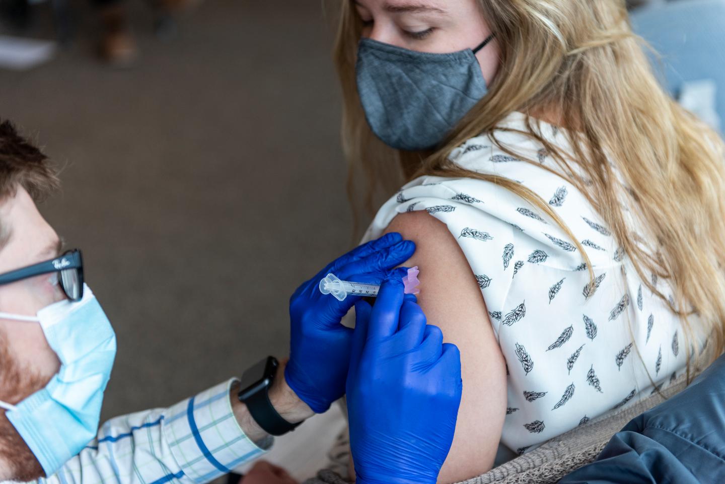 Local officials resort to party-invite sites for vaccine rollout