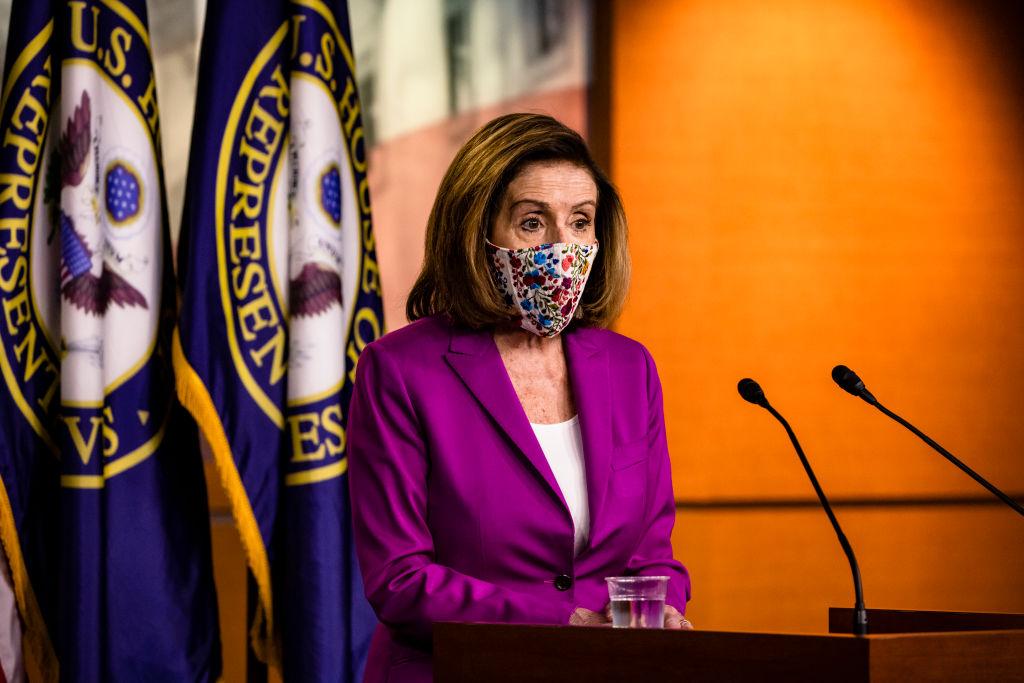 Top congressional Democrats demand Cabinet remove Trump from office immediately