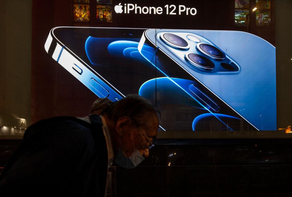 iPhone upgrades in China help Apple reclaim title of world’s top smartphone brand