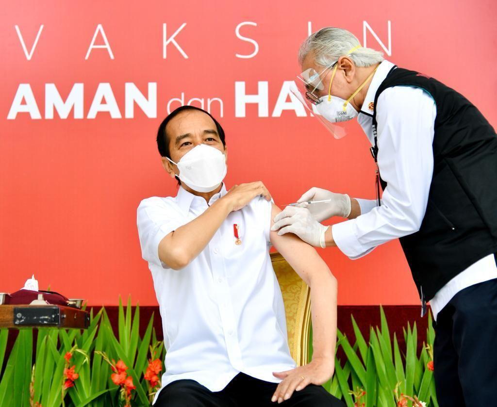 Why did the efficacy of China’s top vaccine drop from 78% to 50%?