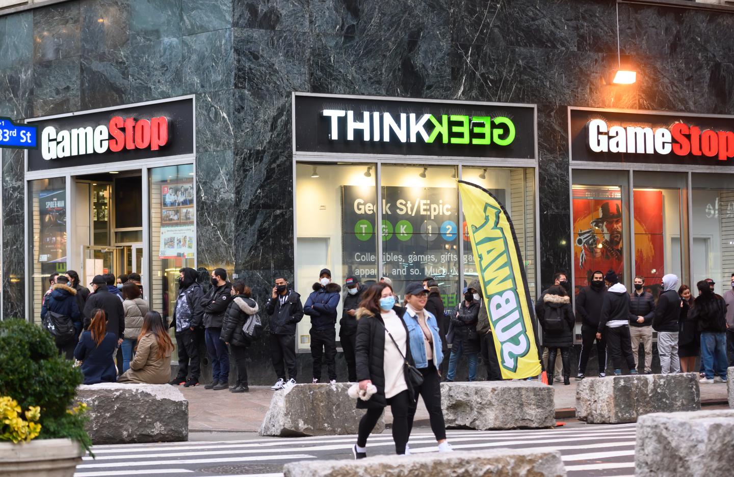 What the savvy investor can learn from the bonkers rally in GameStop shares