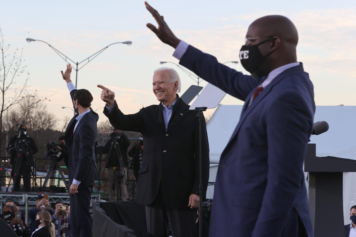 Democrats stun in Georgia runoffs, seizing control of the Senate ahead of Biden’s presidency