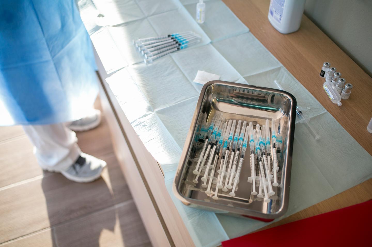Vaccine reserves promised by Trump officials simply aren’t there—and states are left to deal with the chaos