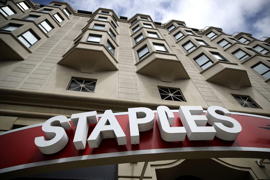 Staples offers to buy Office Depot parent company in $2.1 billion deal