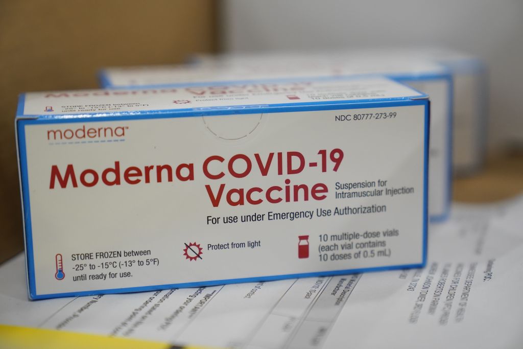 Pfizer Moderna COVID vaccines