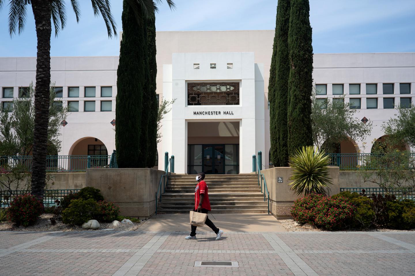 Commentary Student Debt College Campus