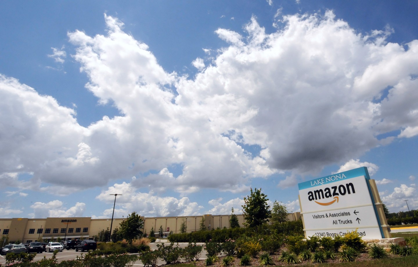 An Amazon fulfillment center near Orlando. “Ensuring that Amazon sellers are buying from American manufacturers will help bring more of these jobs back to the U.S.,” writes Jason Boyce.
