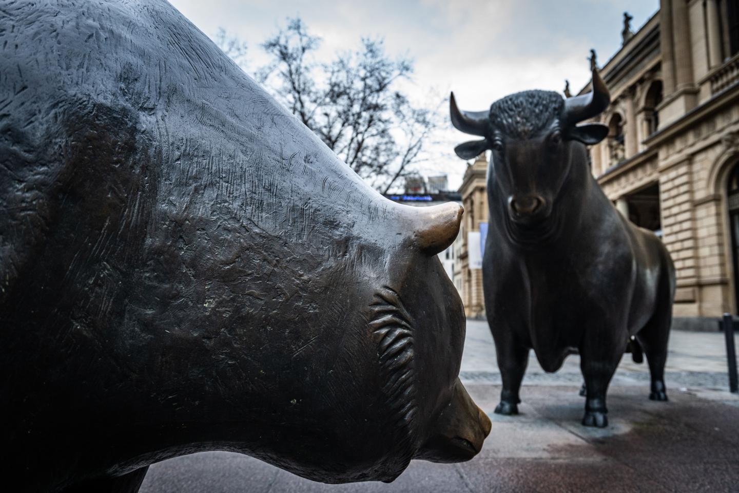 Following a bruising short-seller report, Clover Health discloses SEC investigation