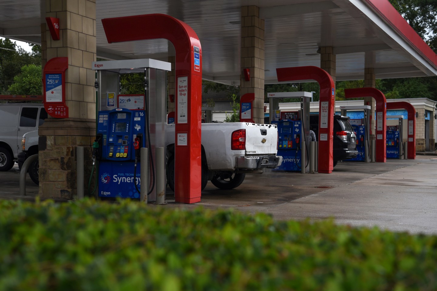 One in seven Texas gas stations is still without fuel
