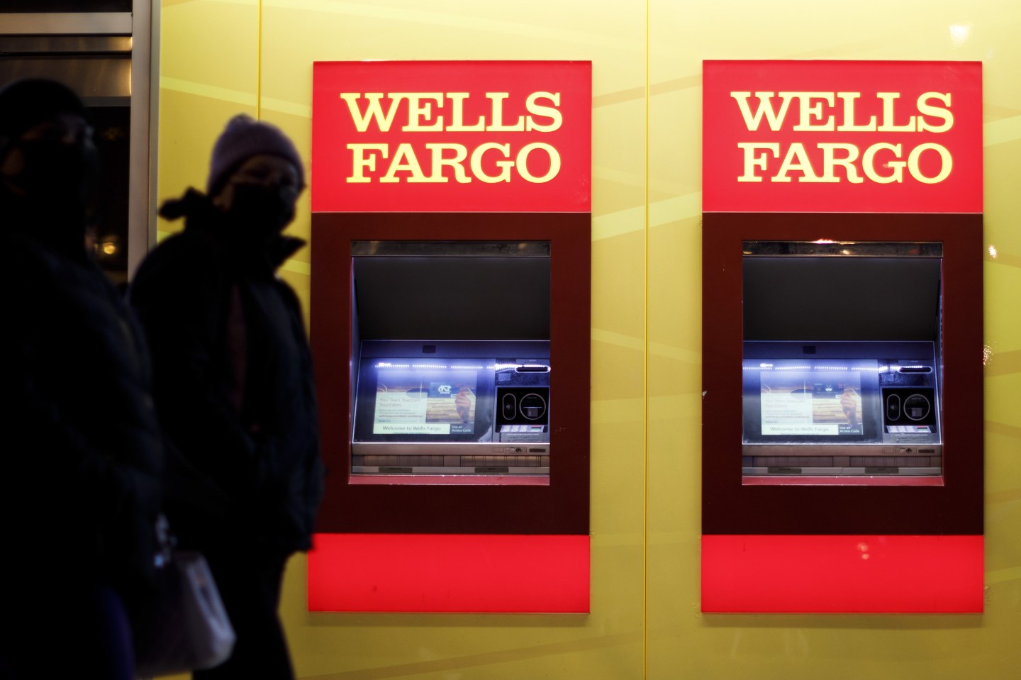 Wells Fargo shares jump 5% on reports of regulatory breakthrough