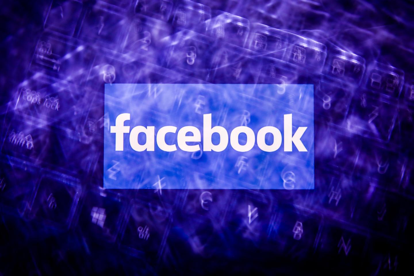 Facebook to ban users of Groups and Instagram from sharing false vaccine info
