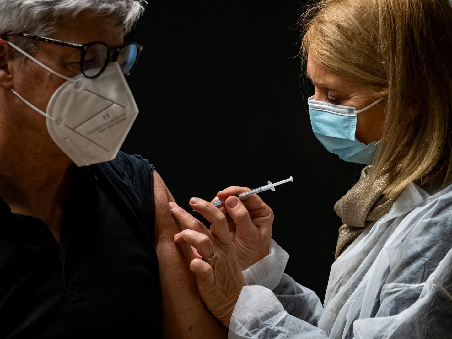 EU’s slow vaccine roll out risks 100 billion euros in extended lockdowns and lost growth