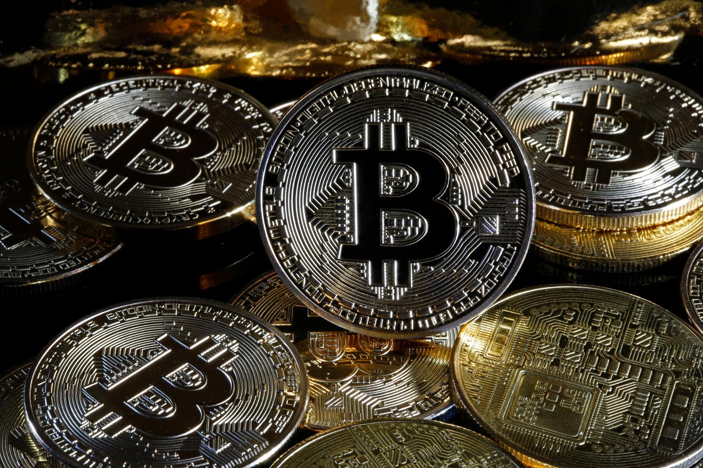 Bitcoin and Tesla bulls run for cover