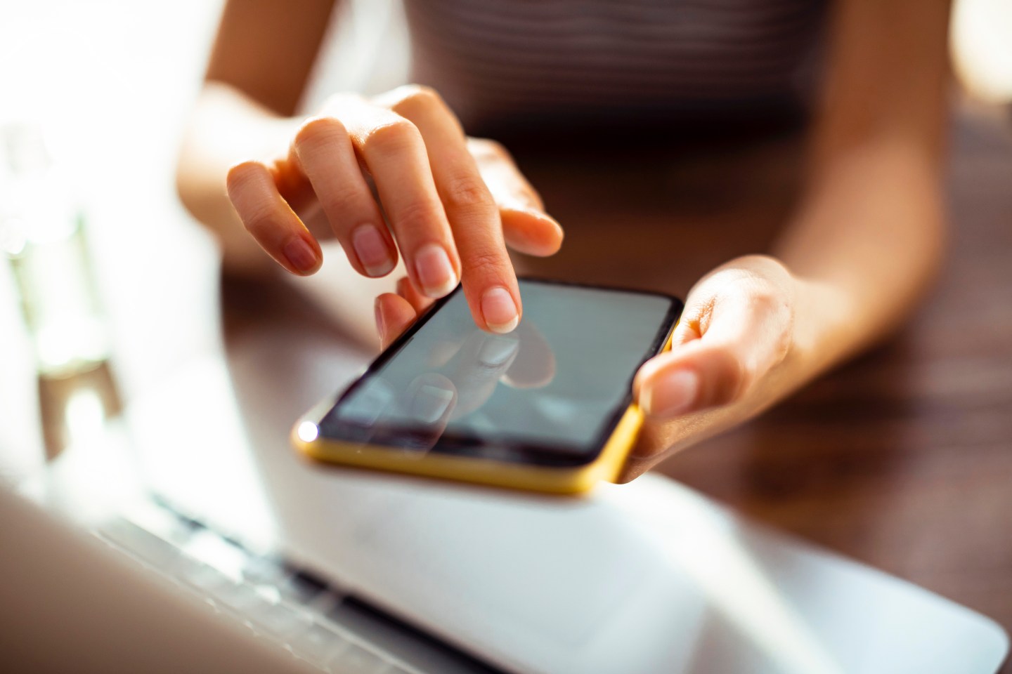 Utah advances bill that would require mandatory ‘porn filter’ on smartphones and tablets