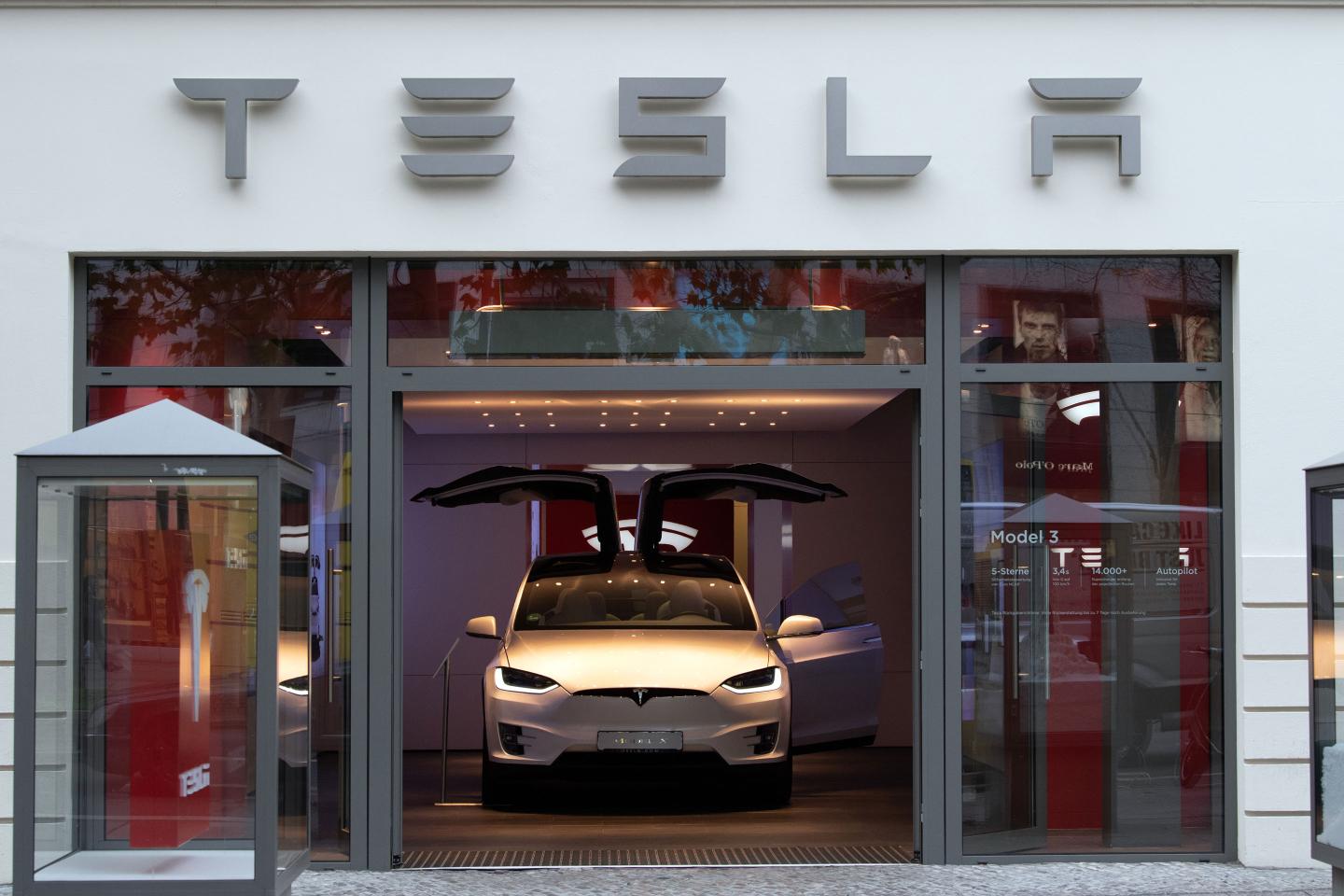 Tesla has made more money on Bitcoin this year than on selling cars and batteries