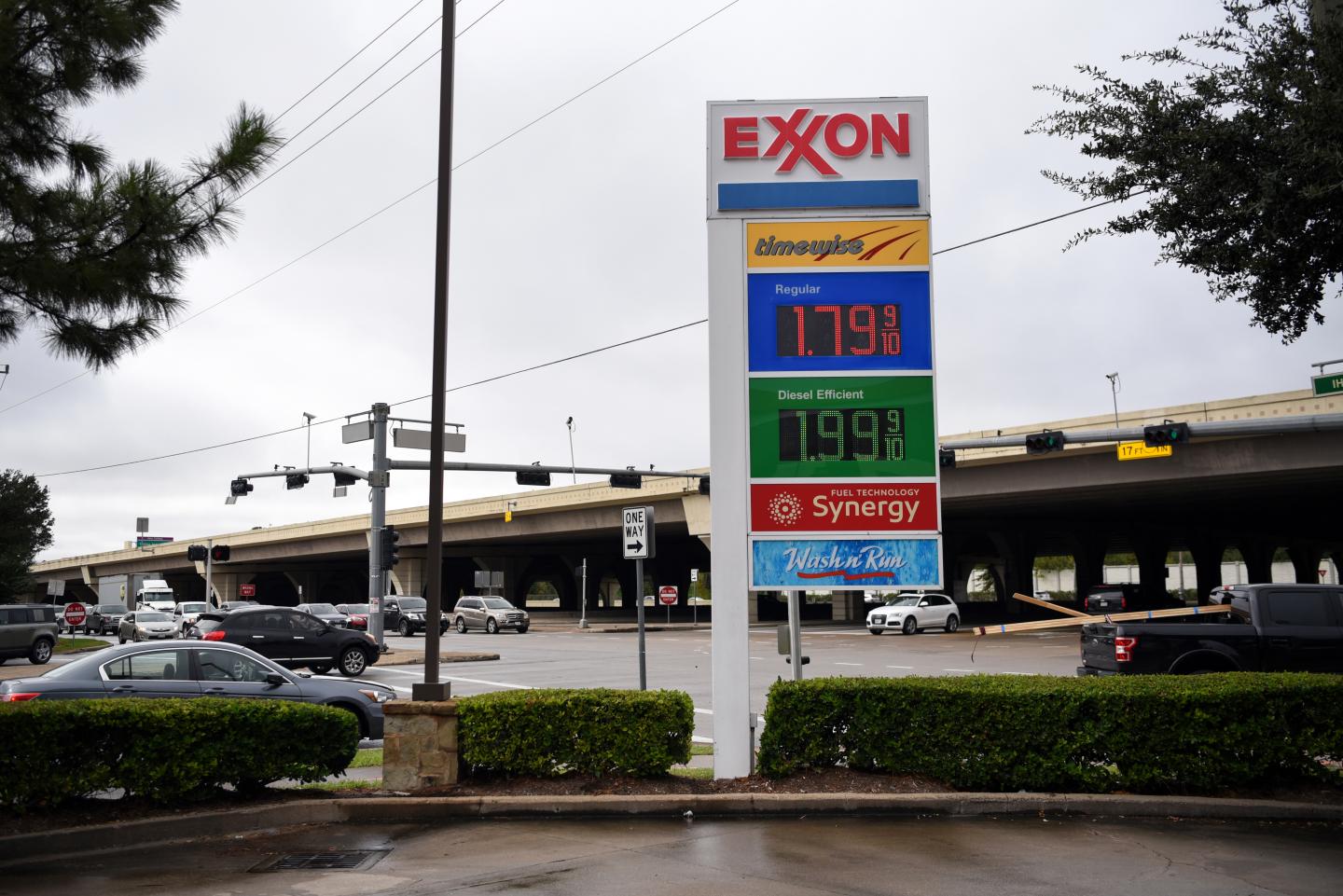 It’s time to put a price on carbon, America’s top oil and gas lobbying group says