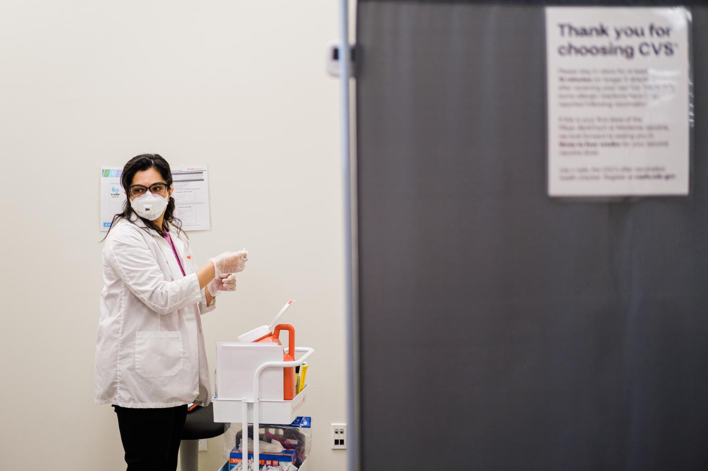 What CVS and Walgreens stand to gain from the vaccine rollout