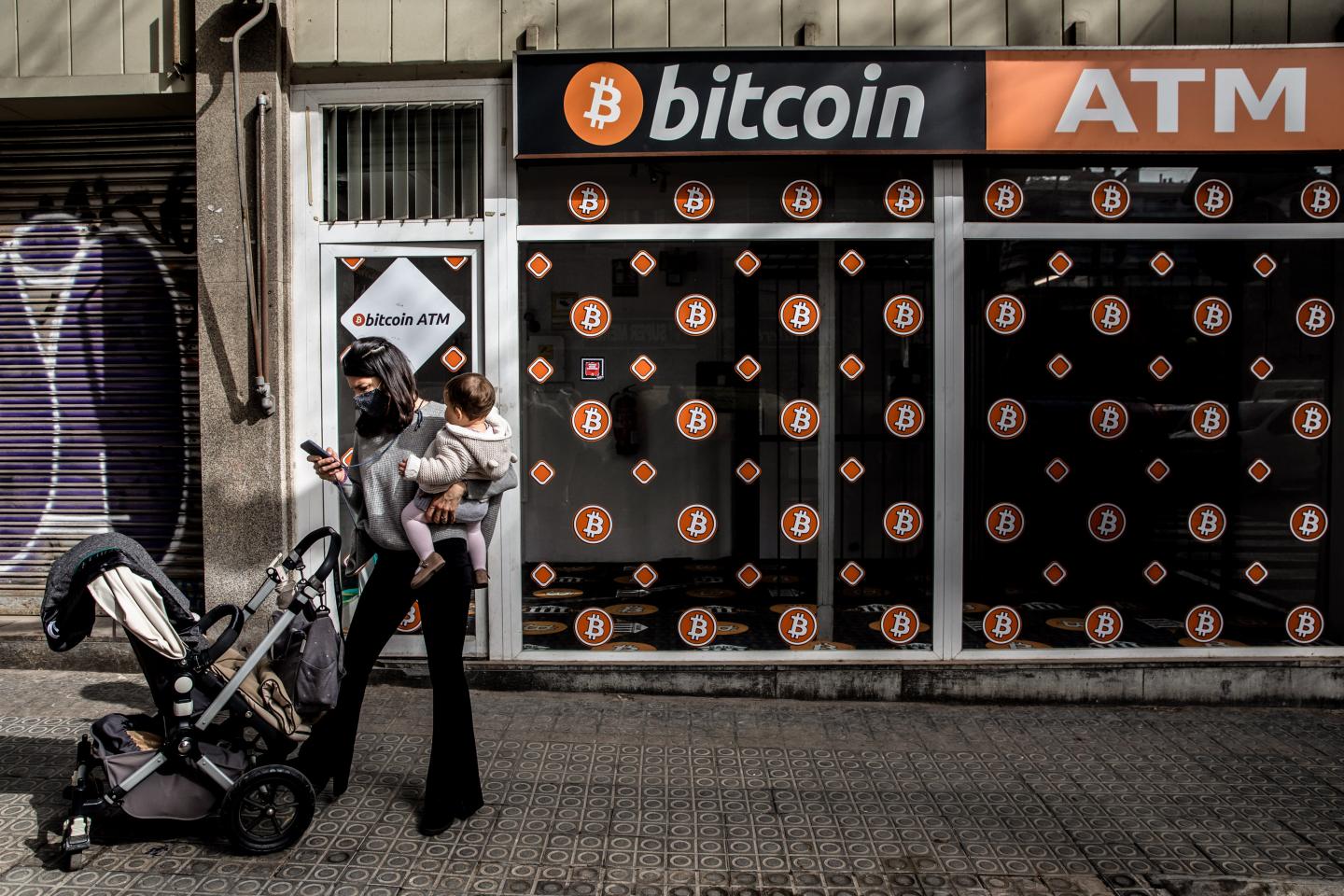 ‘Crypto kryptonite’: A digital euro would be dual threat to banks and fintechs, a critical new report warns