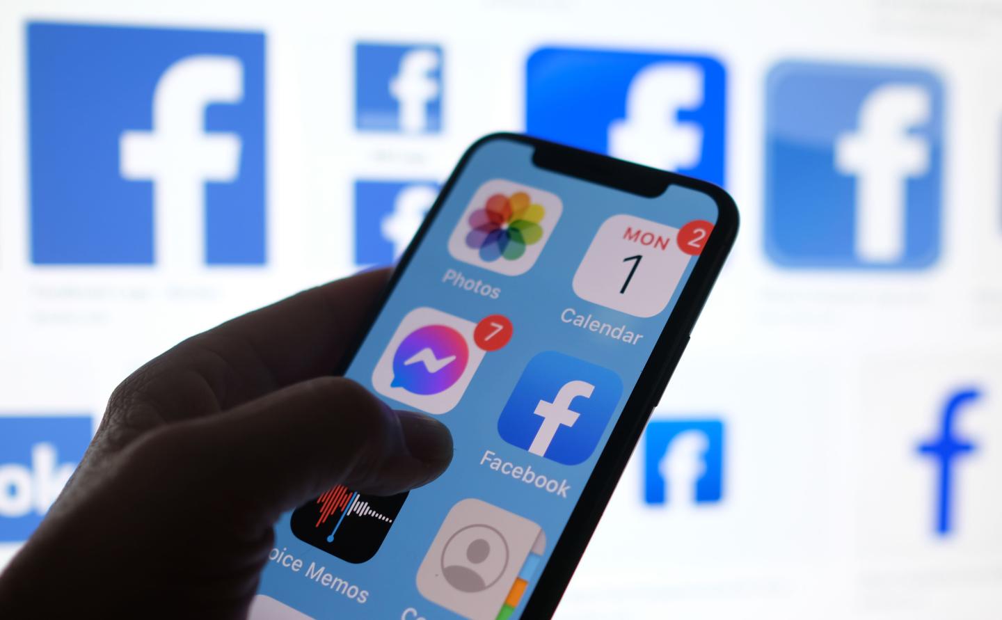 Facebook to lift political ad ban that has been in place for months