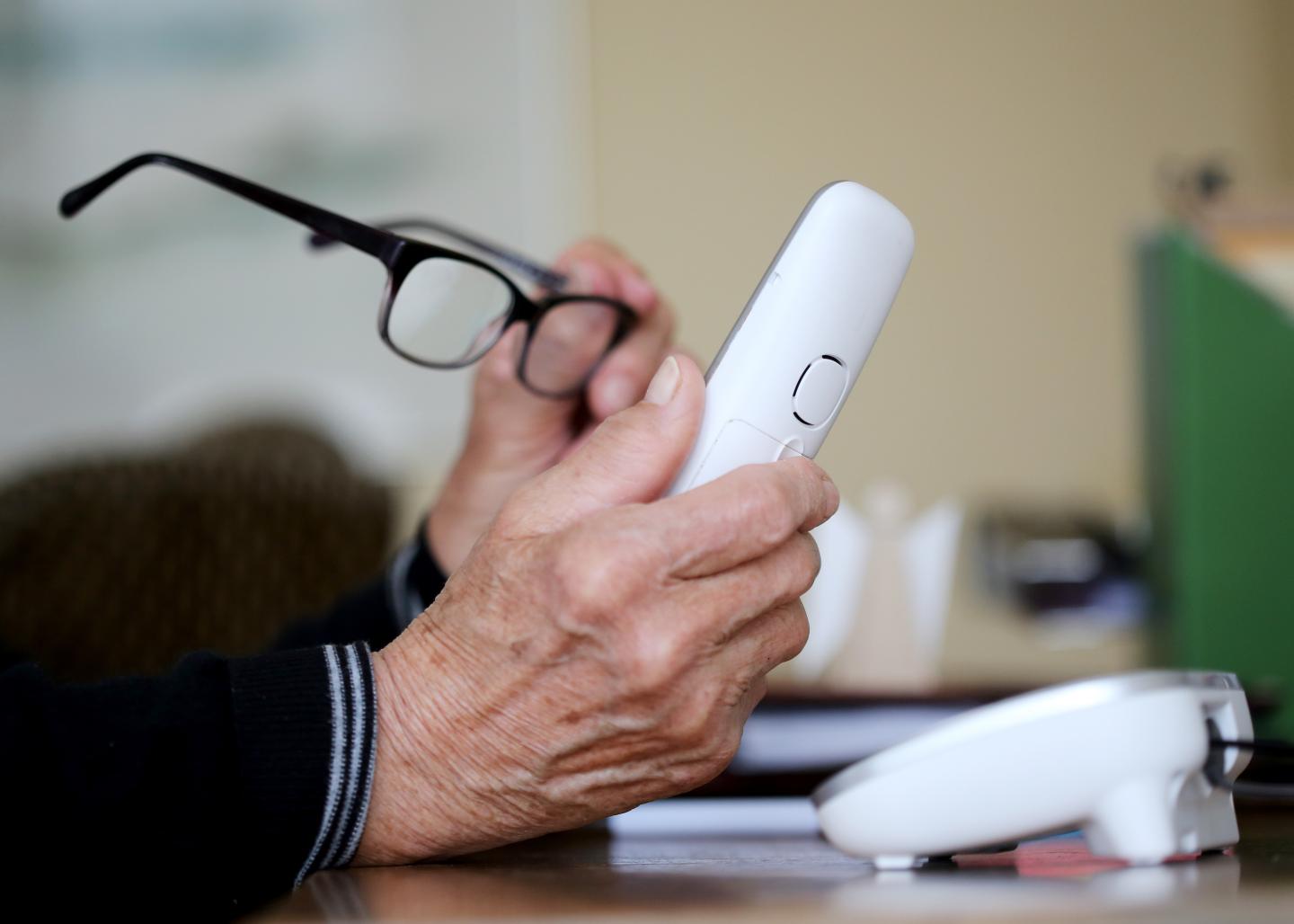 The wireless industry is trying a new tactic to eliminate robocalling