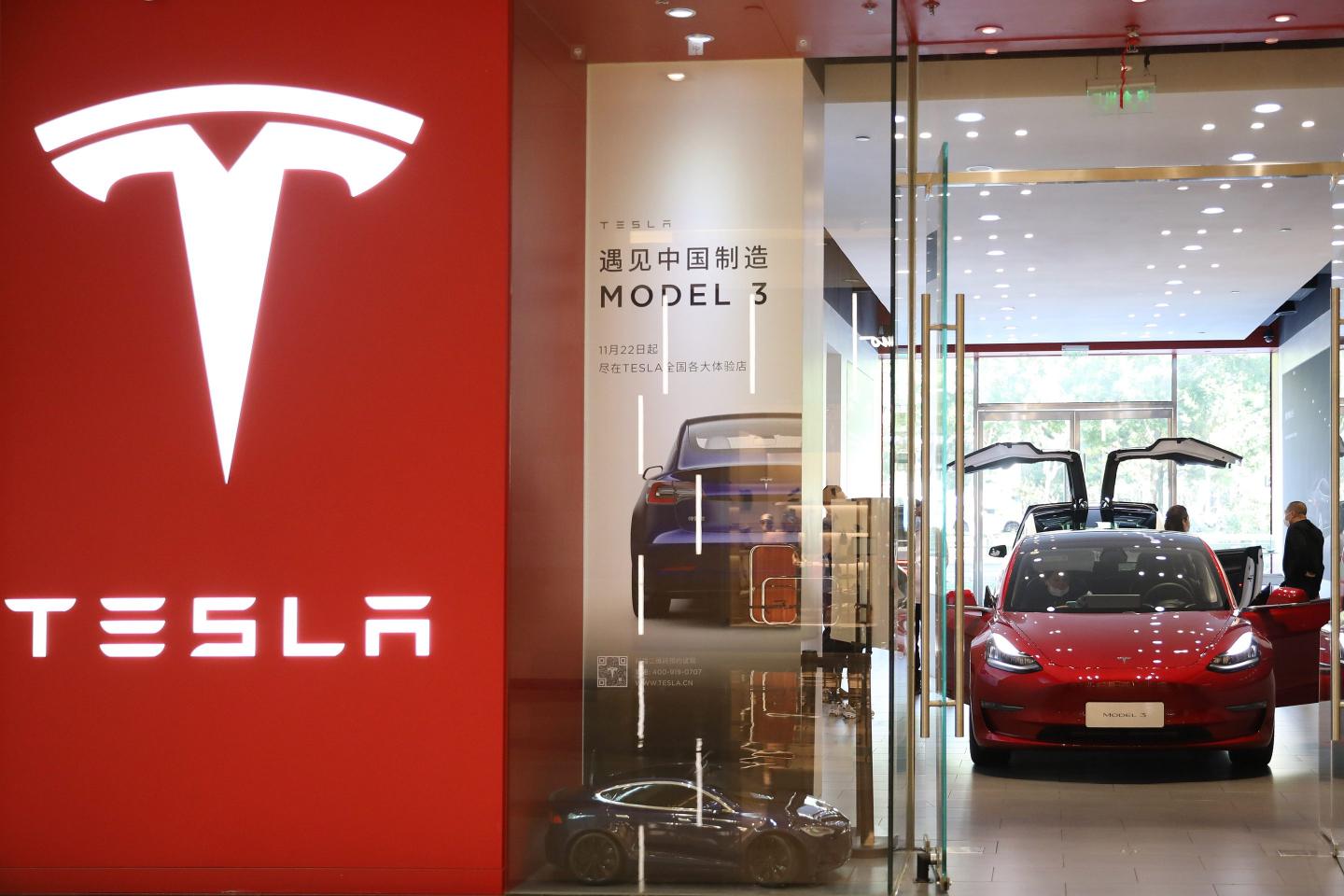 Tesla bulls see ‘glass half empty’ scenario as China reportedly restricts some vehicle use