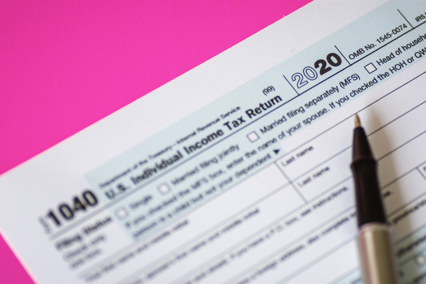 IRS to push back April 15 tax deadline to May