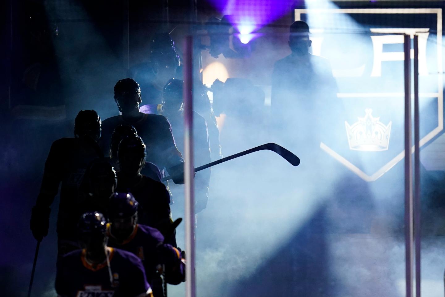 NHL scores 7-year deal with Turner Sports, ending NBC broadcast run