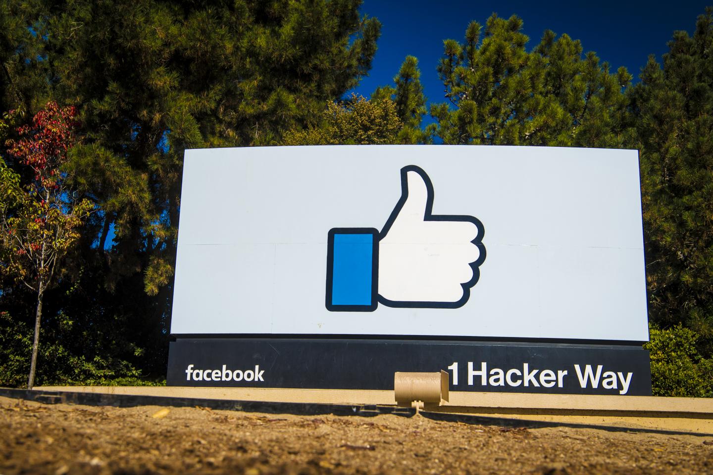 ACLU, a defender of digital privacy, reveals that it shares user data with Facebook