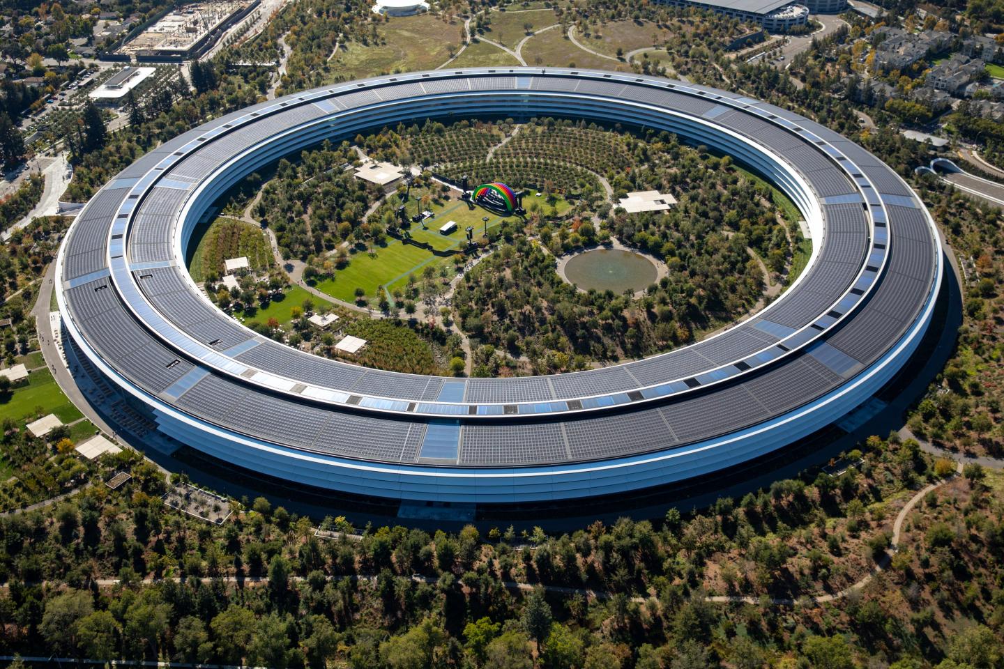 Apple debuts AirTag to help people find their lost keys