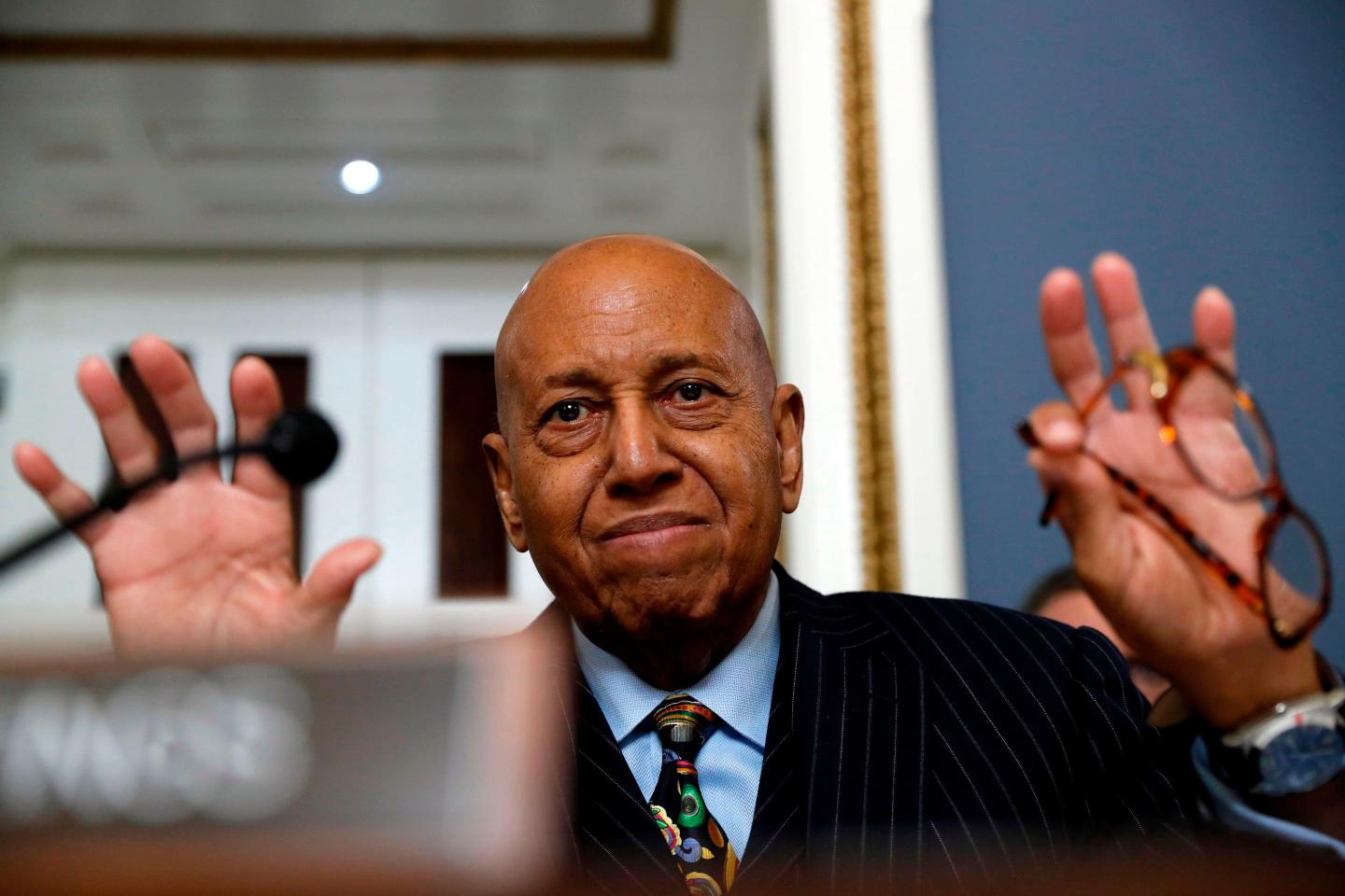 Longtime U.S. Representative Alcee Hastings dies at 84