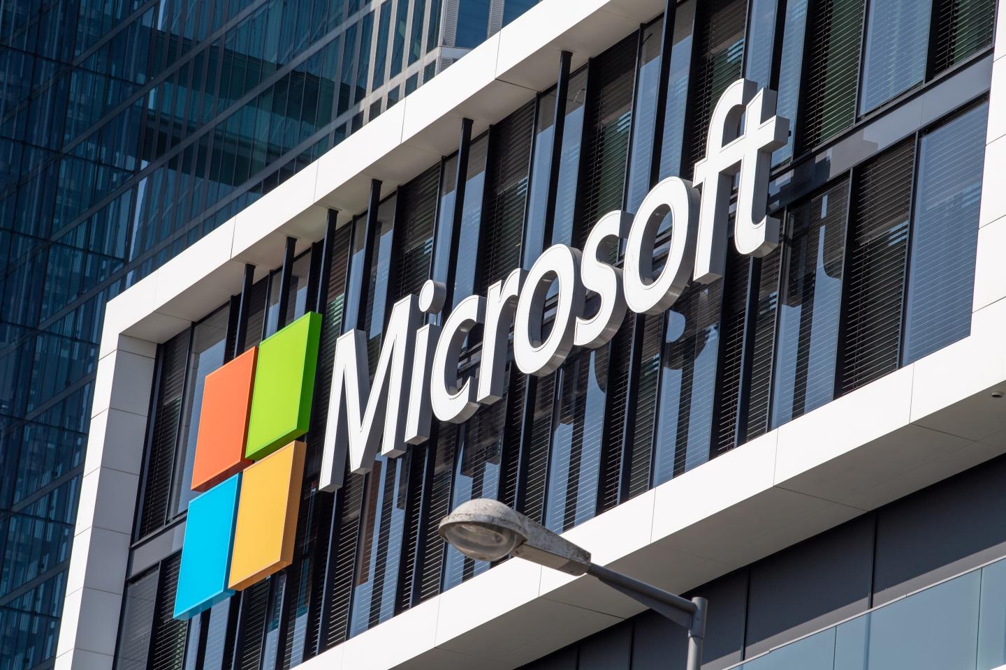 Microsoft looks to buy Siri developer Nuance, betting on health-care AI
