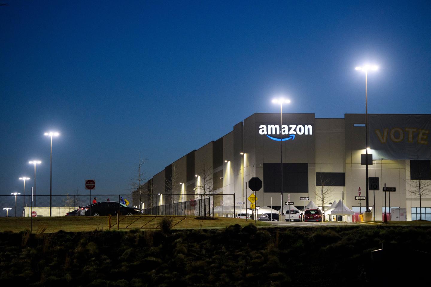 Amazon pressured USPS for a mailbox ahead of union vote, raising labor violation concerns
