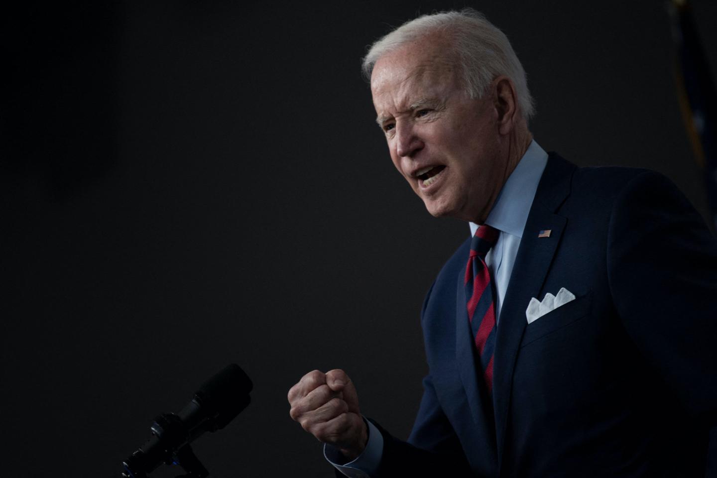 Biden looking at imposing more sanctions on Russia after intelligence review