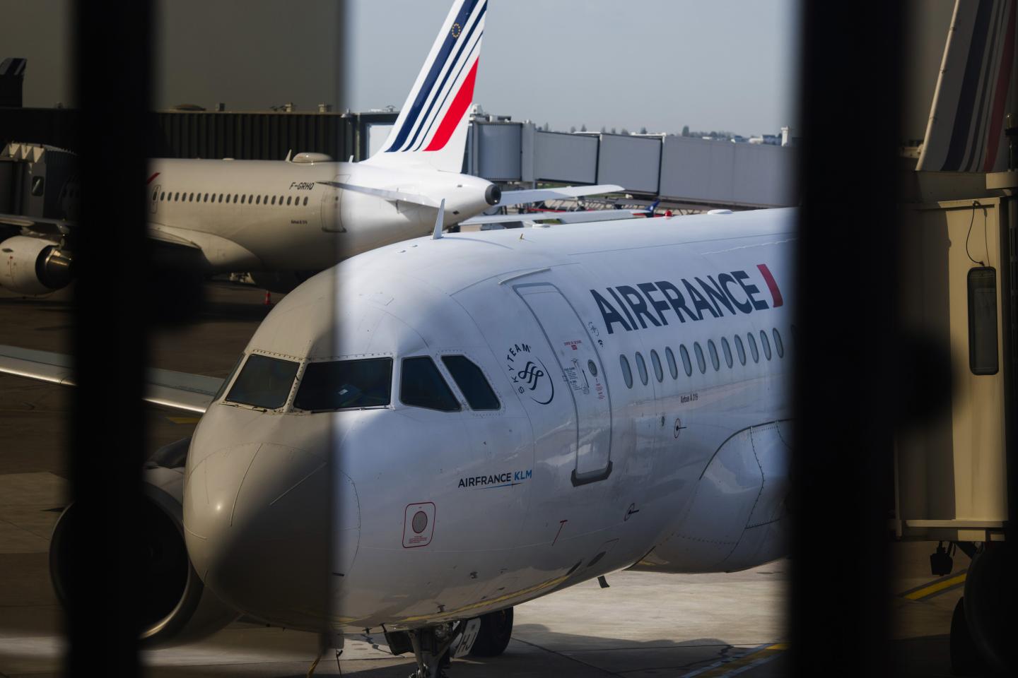 Investors bet on fledgling recovery in air travel as Airbus deliveries lift off